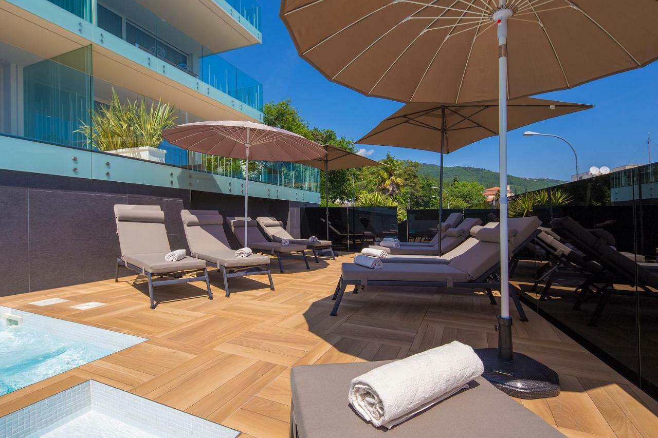 Opatija Deluxe Apartment With Swimming Pool Extérieur photo